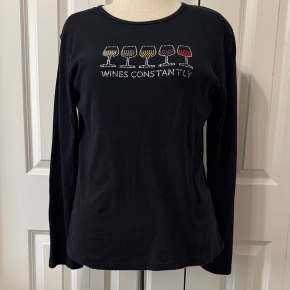 Tops - Women's Black Graphic Long Sleeve Top "WINES CONSTANTLY"